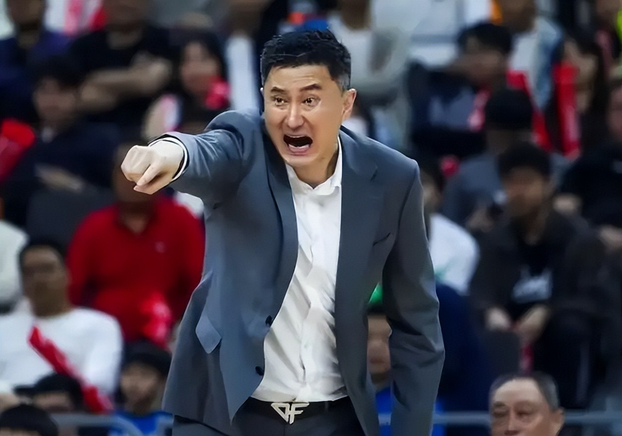 包含里程碑夜广东宏远刷新队史纪录,CBA季后赛清晨刷纪录,质疑声仍在,细节决定成败的词条 包含里程碑夜广东宏远刷新队史纪录,CBA季后赛清晨刷纪录,质疑声仍在,细节决定成败的词条