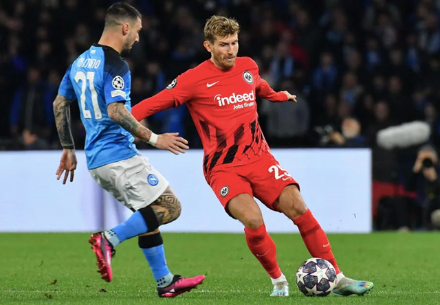 爱游戏AYX安卓版官方下载多特蒙德训练开放日；今晚调整名单引欢呼；意甲在即；细节决定成败的简单介绍